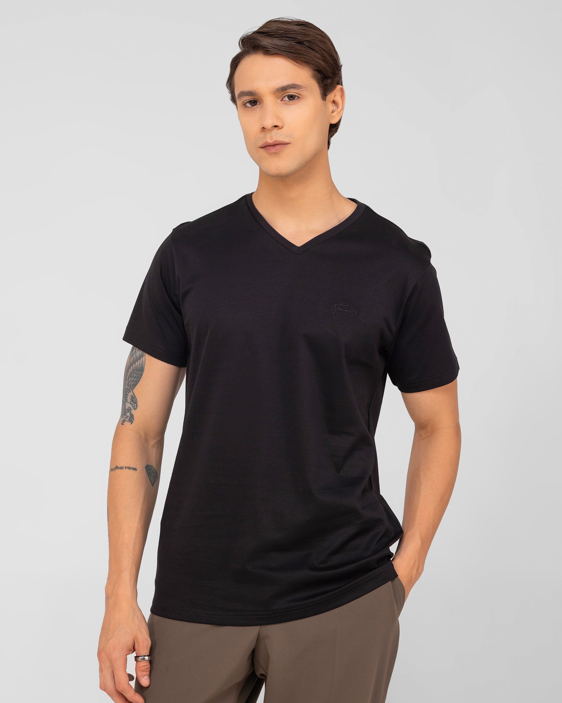High quality black V-neck cotton t-shirt – TENHEM
