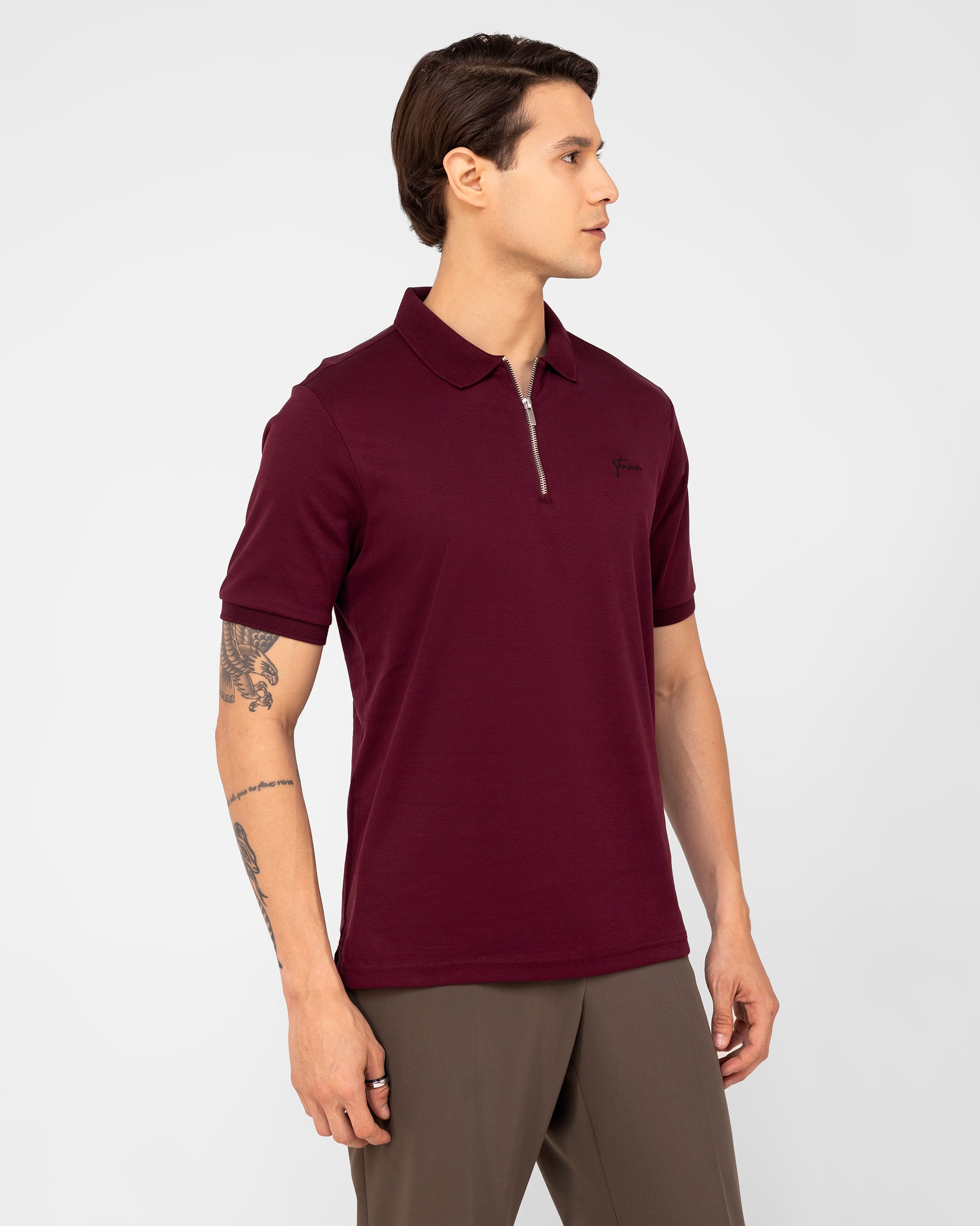 Regular fit wine zipper polo shirt in mercerised cotton offering sleek, modern style – TENHEM
