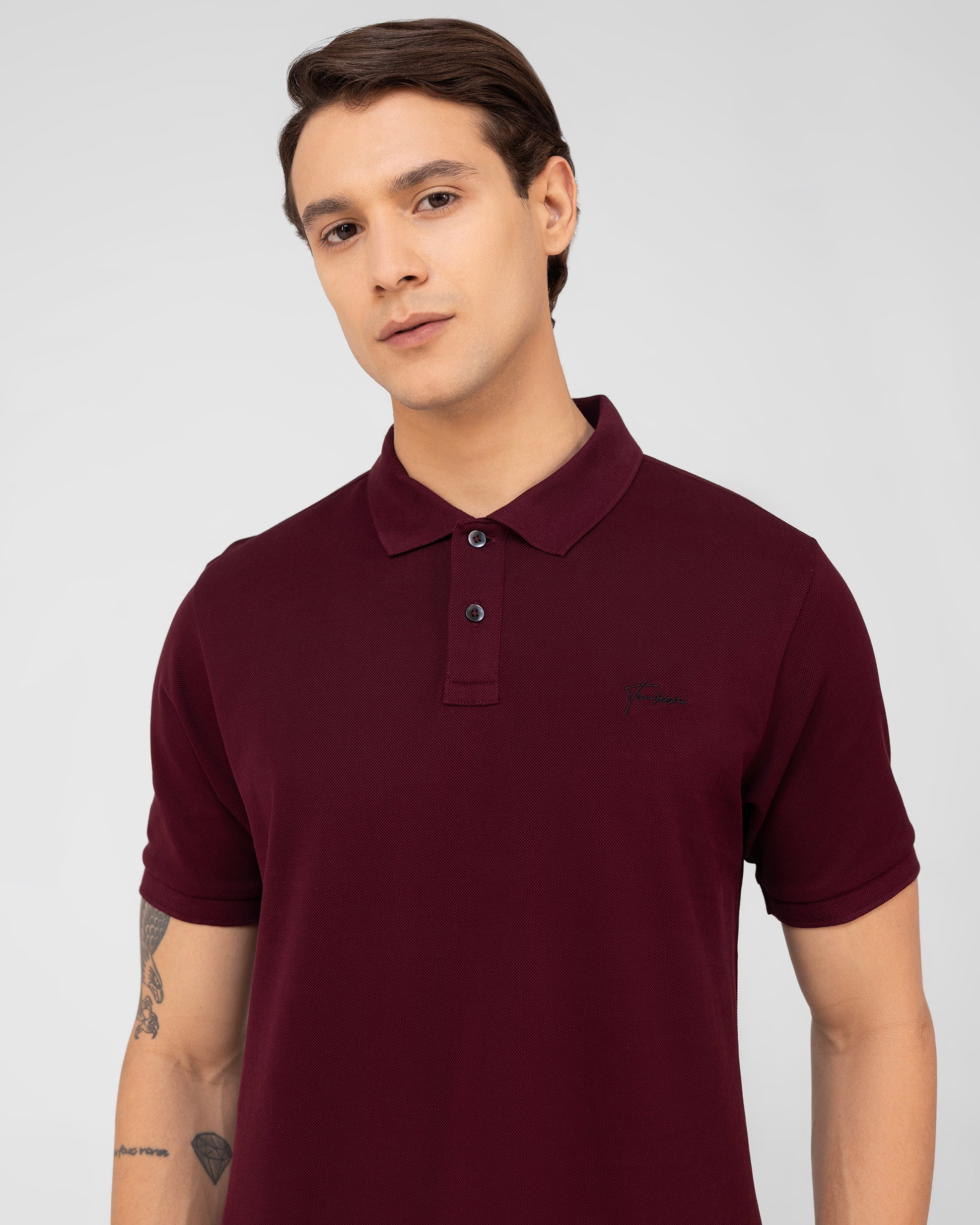 Regular fit wine polo shirt in rich mercerised cotton pique with polished texture – TENHEM
