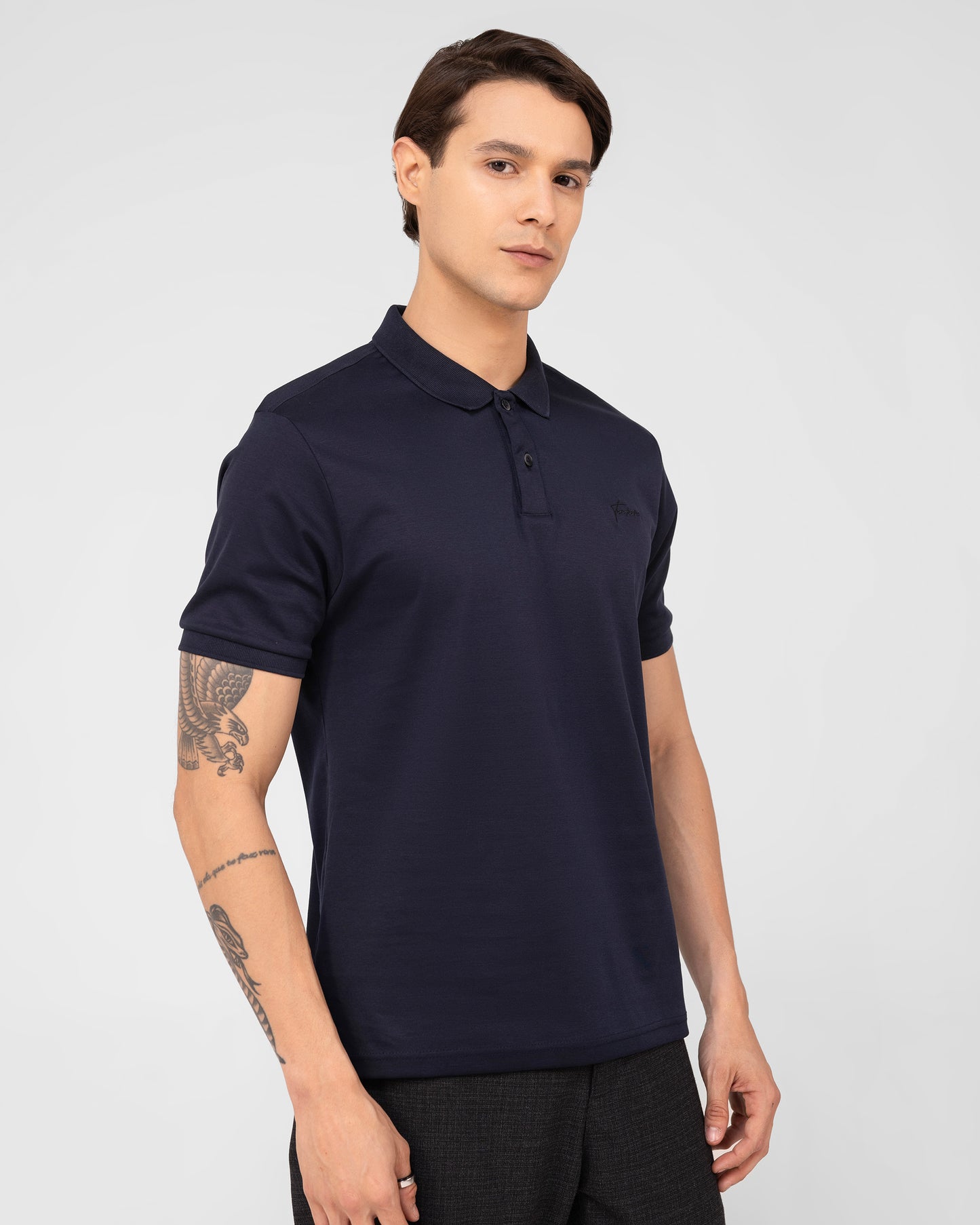 high-quality navy blue men’s polo t-shirt crafted in mercerised cotton – TENHEM