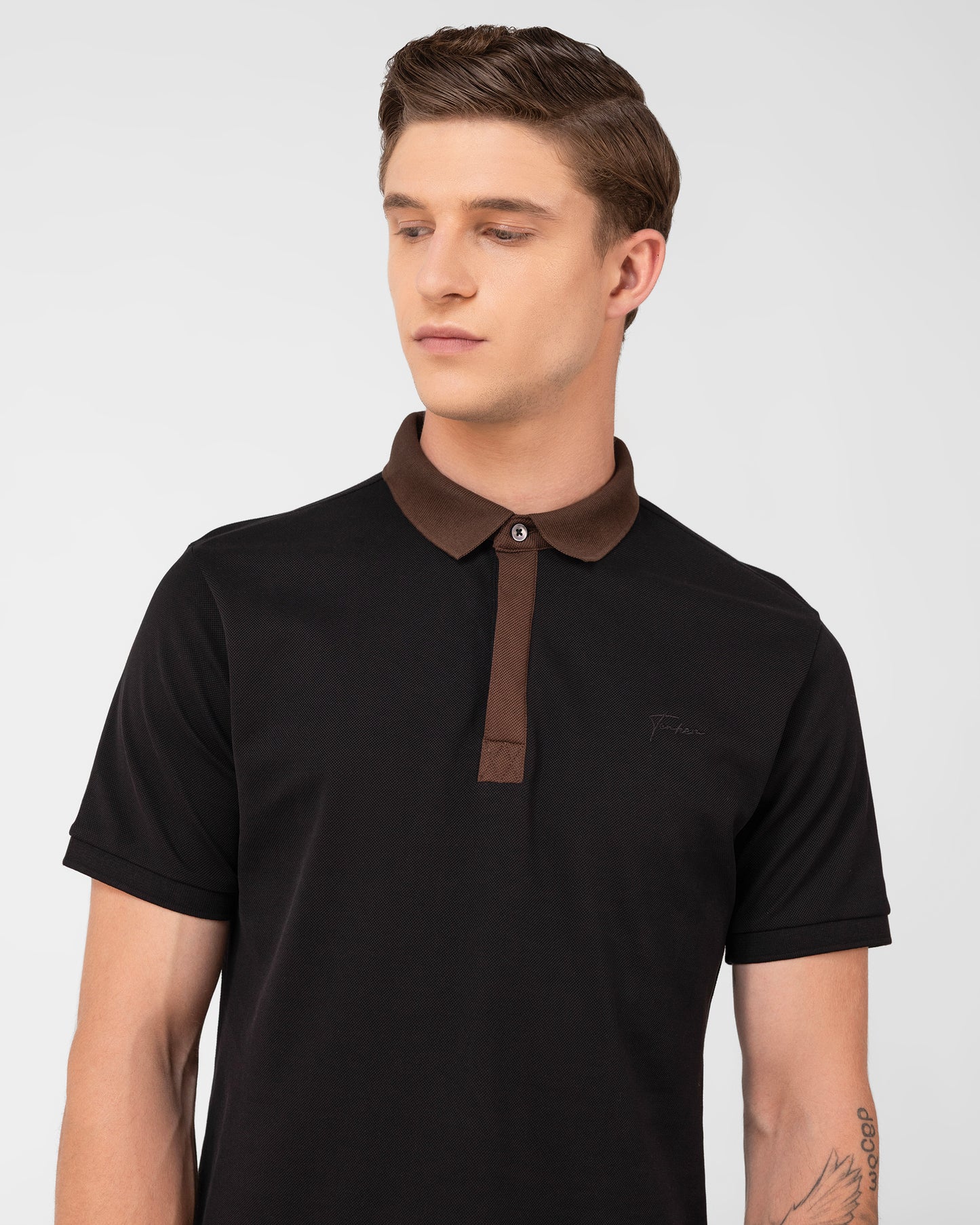 Luxury Black Pique Polo T-shirt Smart Contrast Neck